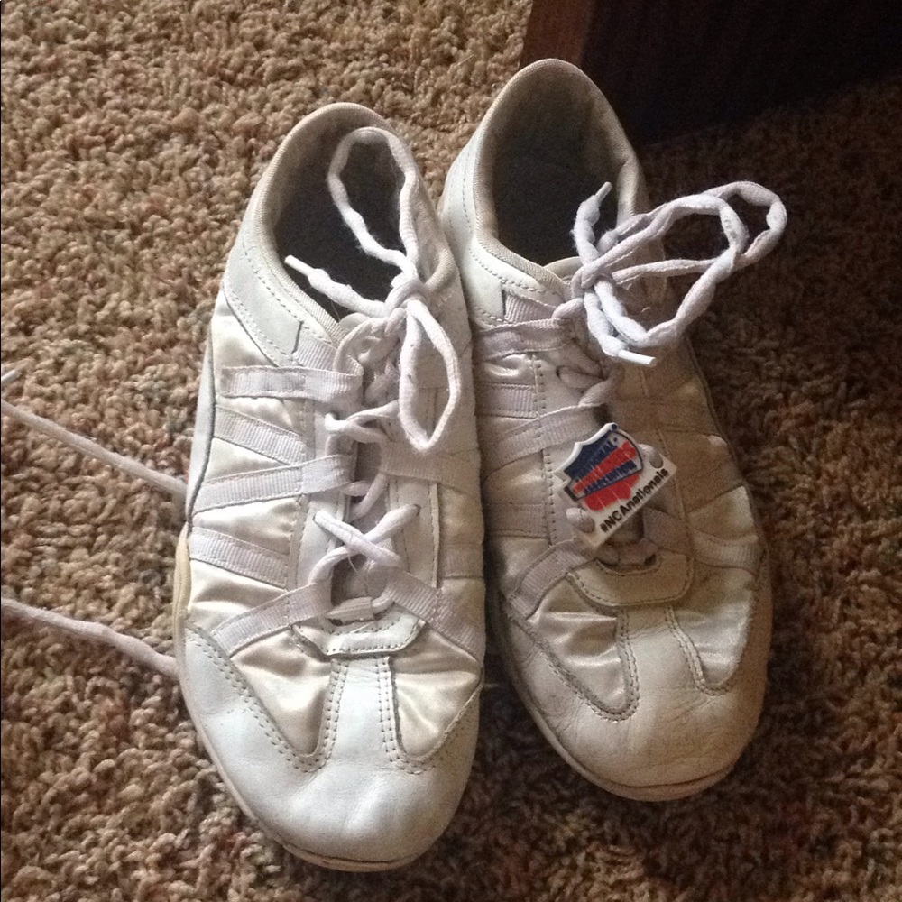 SALE - nfinity cheer shoes
